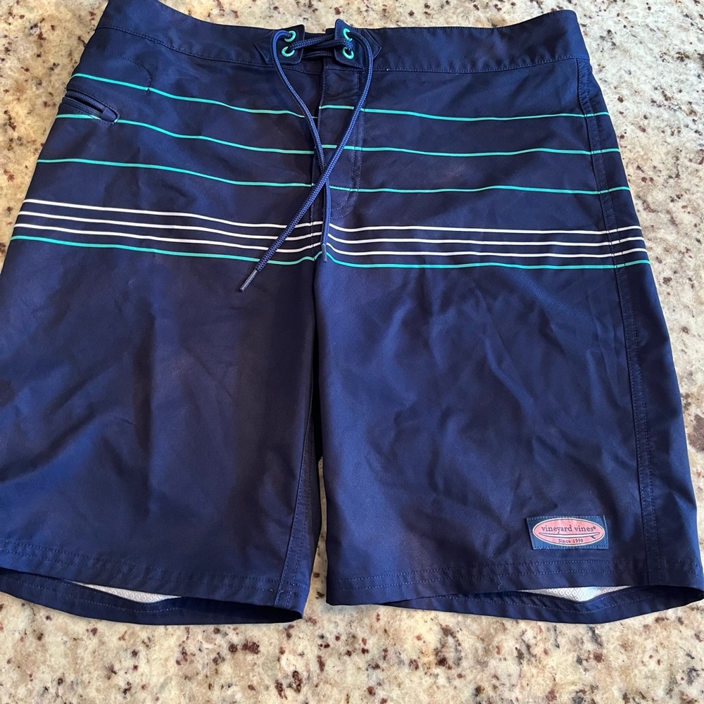 Vineyard Vines Men’s Swim Bathing Suit Size 32